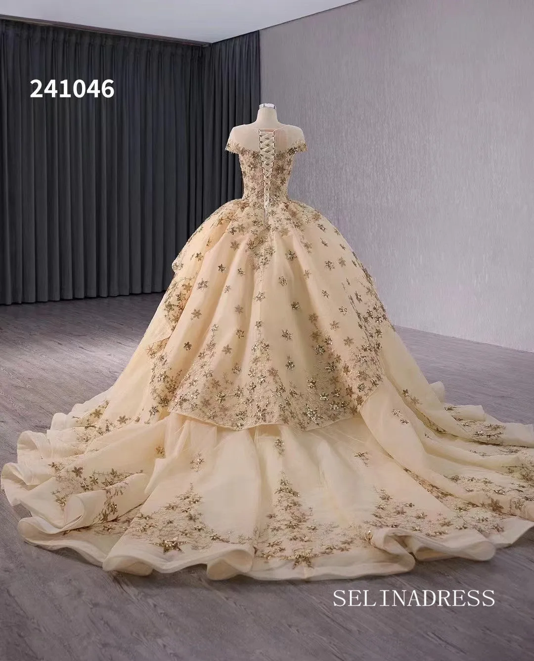 Gold Appliqued Lace Wedding Dress Bateau Neck Quinceanera Dress 241046