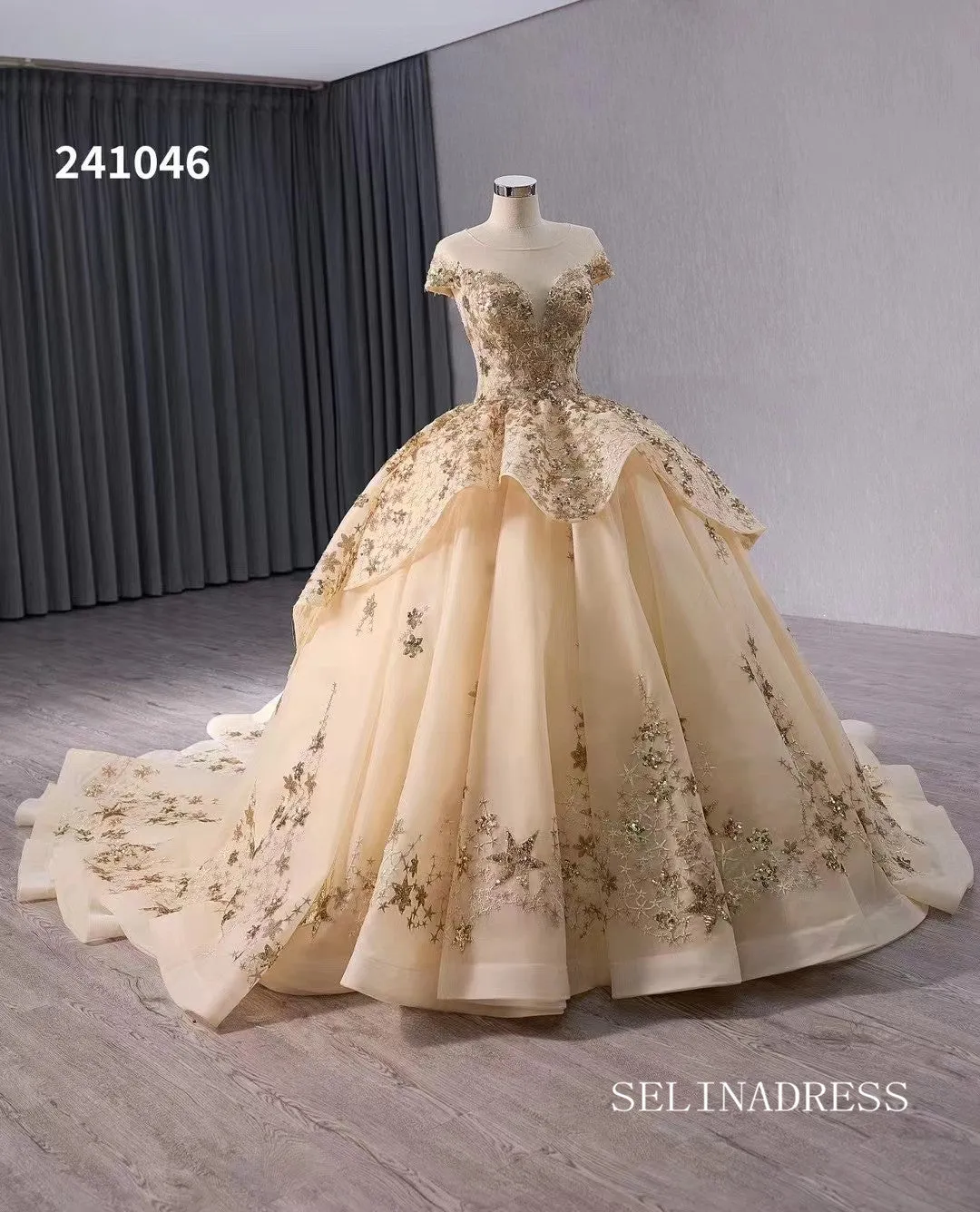 Gold Appliqued Lace Wedding Dress Bateau Neck Quinceanera Dress 241046